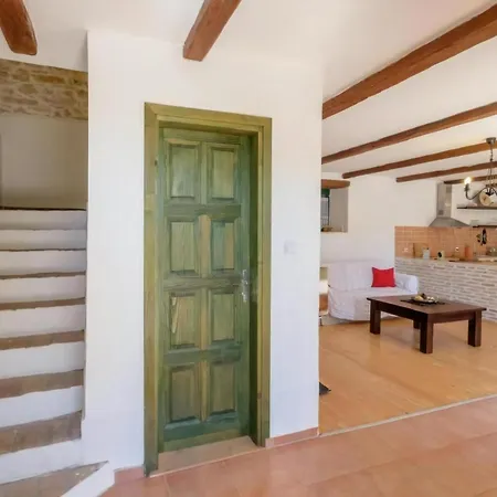 Wunderschoene Steinvilla Mit Privatem Garten Σπίτι διακοπών